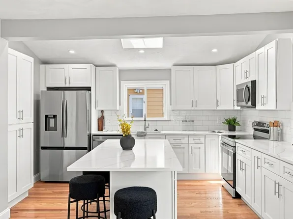 25 Leland St, Malden, MA 02148