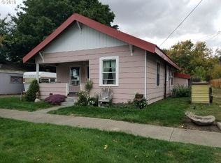 2202 N Greenwood St, La Grande, OR 97850