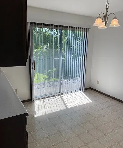 401 Tracy Ln #14 — Photo 10
