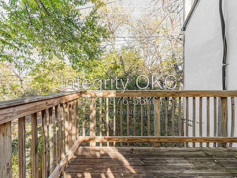 1828 Carey Pl — Photo 5