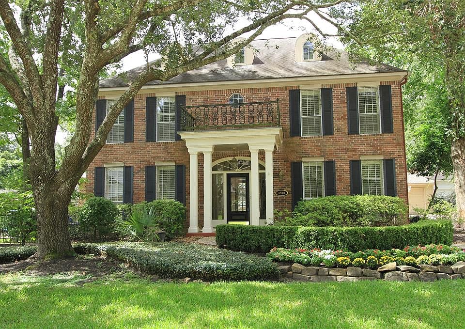1st image of 4910 Kenlake Grove Dr