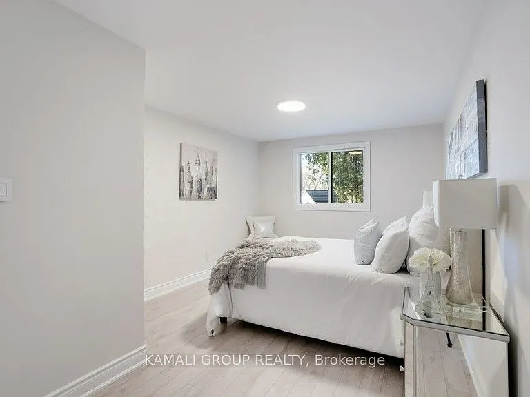 76 Walter Ave #MAIN — Photo 10