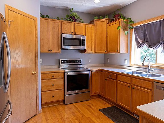 3rd image of 863 Florida St SW