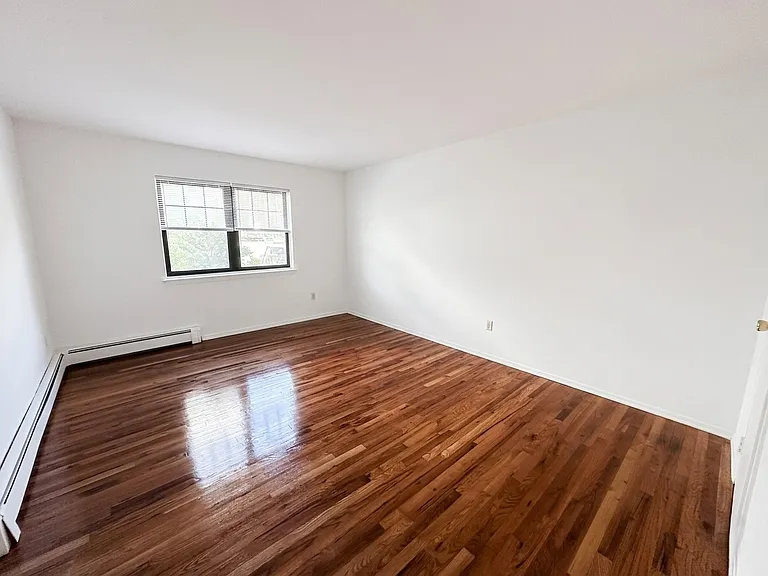346 North Dr #11 — Photo 5