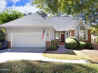 27 Lochwinnock Ln, Pinehurst, NC 28374