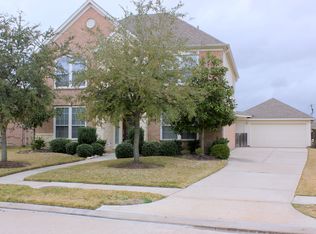 2206 Cambridge Shores Ln, Pearland, TX 77584