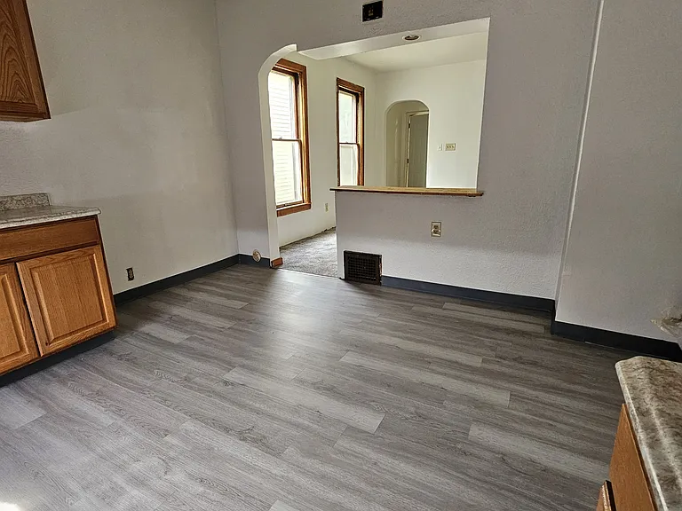 3444 N Richards St — Photo 8
