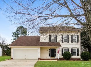 5837 Branthurst Dr, Charlotte, NC 28269