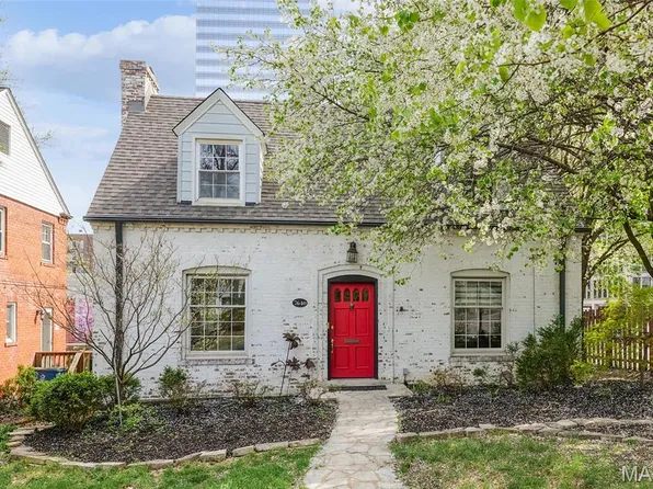 7640 Maryland Ave, Saint Louis, MO 63105