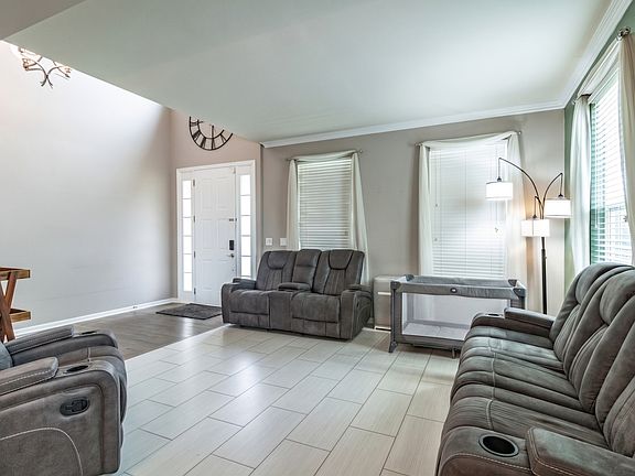 5th image of 10727 Mayfield Ln