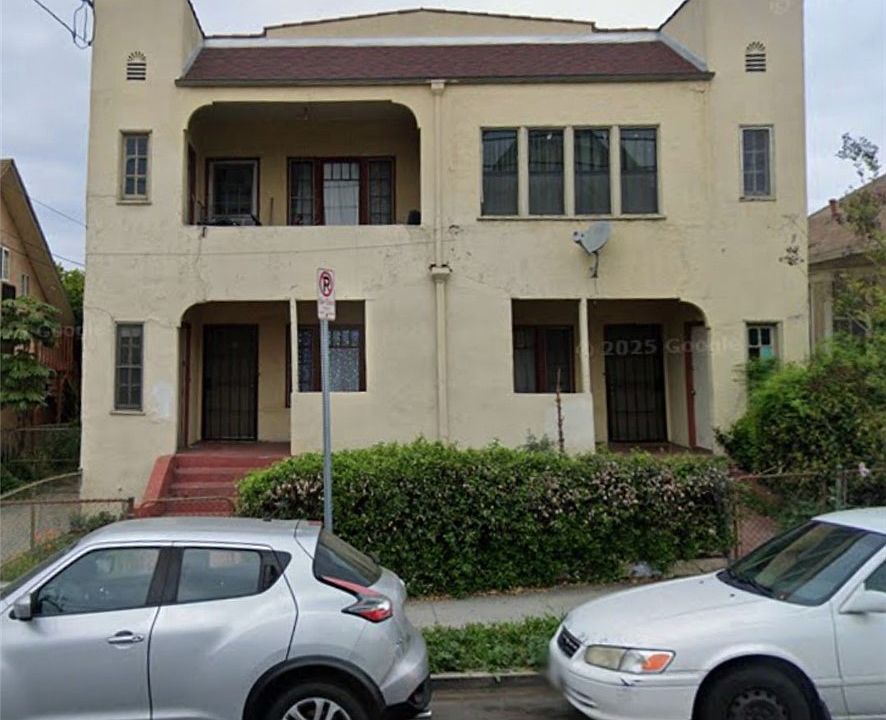 1st image of 147 N Chicago St