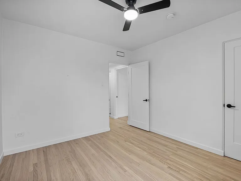 1340 E Vassar Ave — Photo 15
