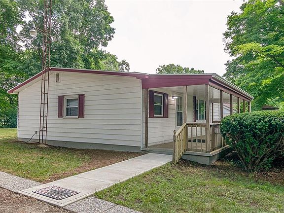 3rd image of 2874 Van Oss Dr