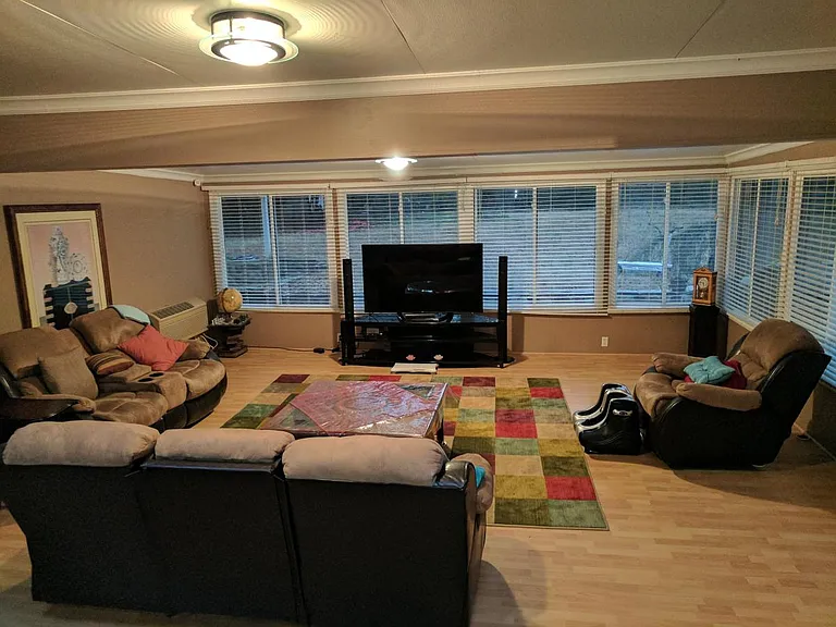 4312 Sharon View Rd — Photo 2
