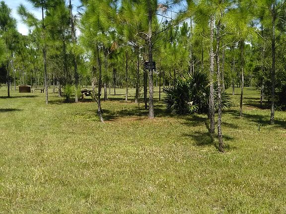 3rd image of 2343 Bayberry Ln #2363