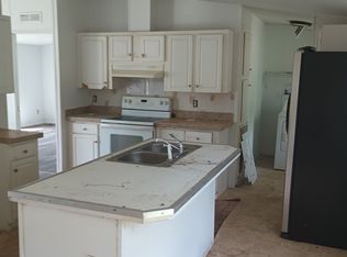 104 Shangri La St, Interlachen, FL 32148