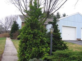 231 Kennedy Ct, Hanover, PA 17331