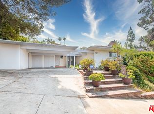 9524 Highridge Dr, Beverly Hills, CA 90210