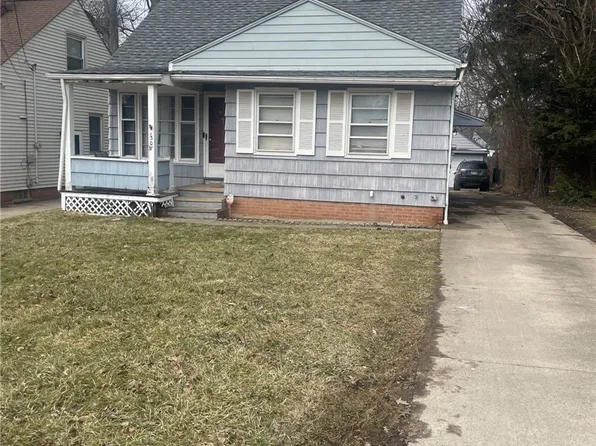 307 Marion Dr, Bedford, OH 44146