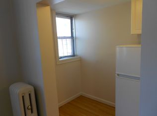 33 Edgerly Rd APT 13, Boston, MA 02115