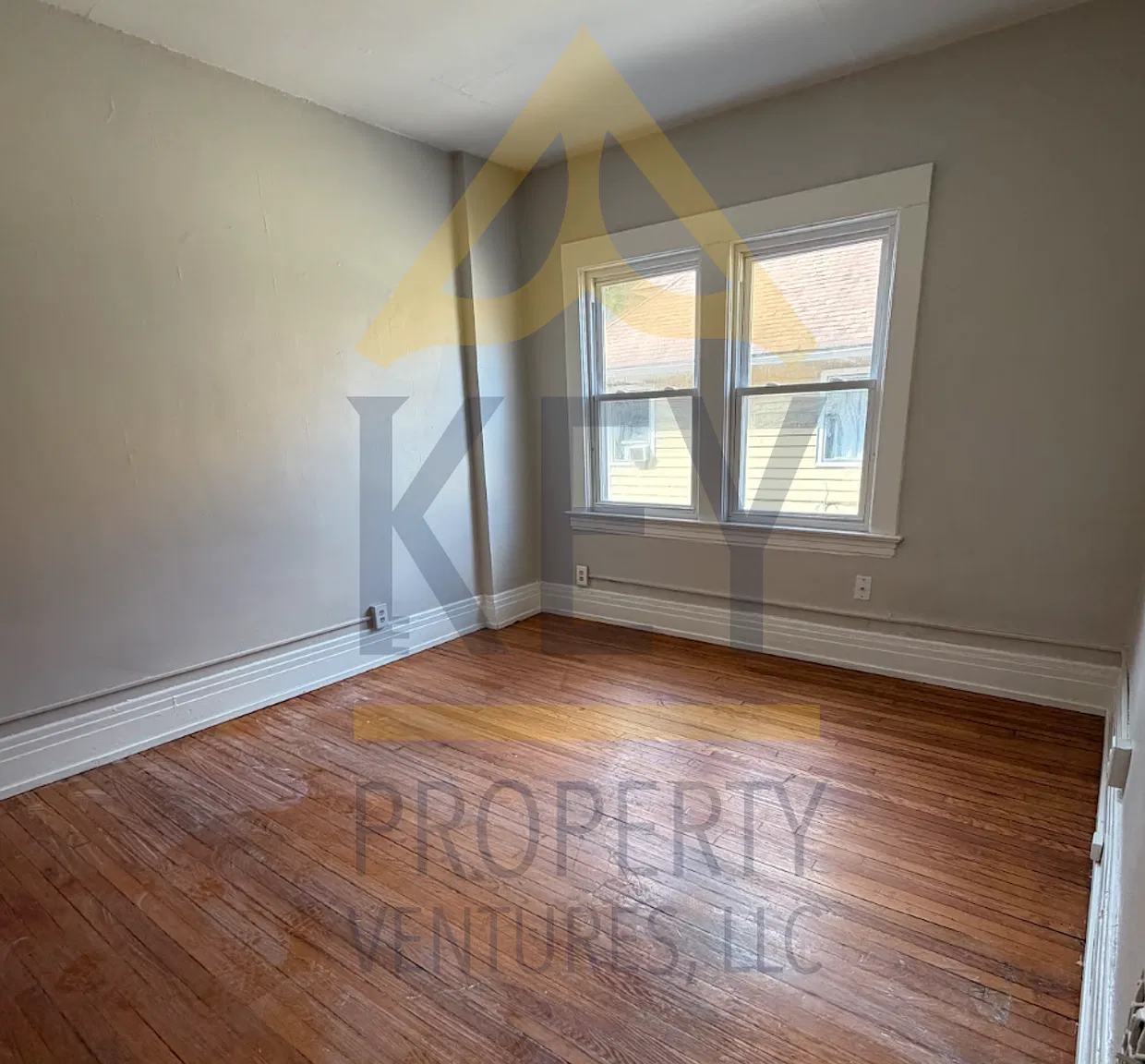 8 Clay Avenue — Photo 4