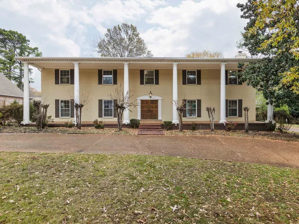 4272 Walnut Grove Rd, Memphis, TN 38117