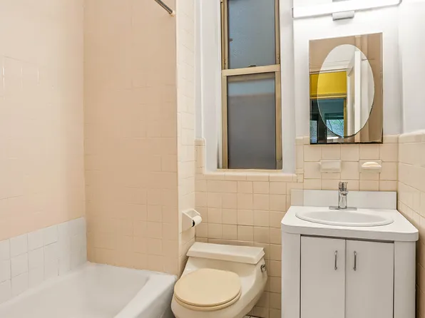 310 West 72nd Street image 20 of 21