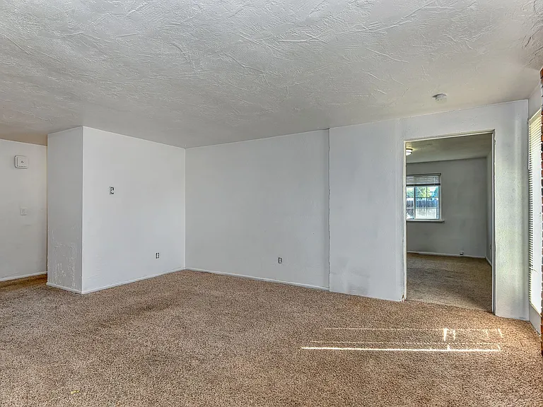 3822 S Upland Ave — Photo 9