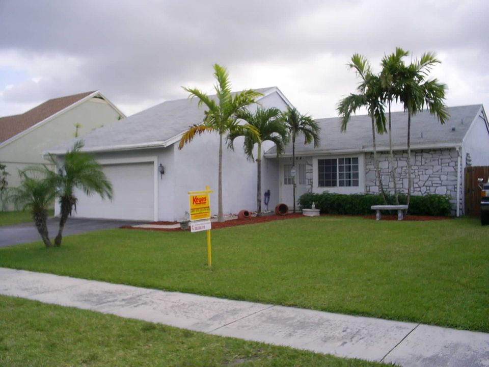 1st image of 1564 N Goldeneye Ln