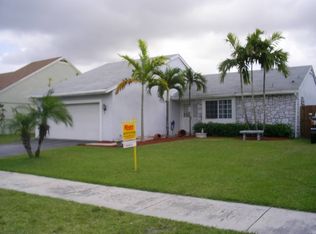 1564 N Goldeneye Ln, Homestead, FL 33035
