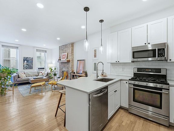 2nd image of 1228 Park Ave APT 1
