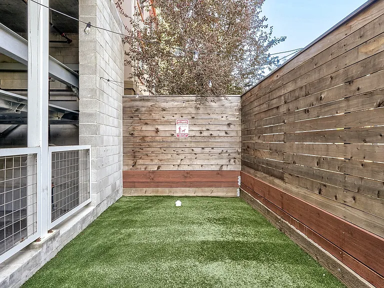 4801 Shattuck — Photo 25