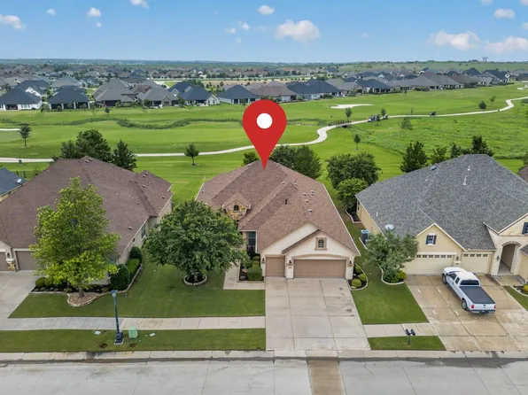 9524 Crestview Dr, Denton, TX 76207