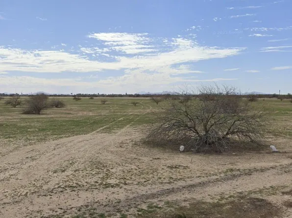 3650 N TAMARAX Drive #15, Eloy, AZ 85131