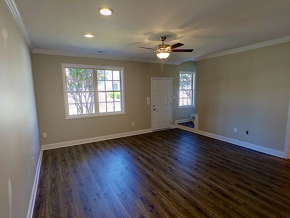 4th image of 2927 Misty Creek Way