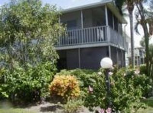 240 Palm Dr APT 6, Naples, FL 34112