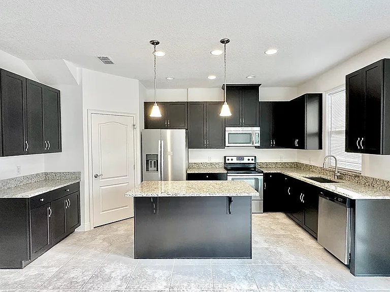14094 Tarvin St — Photo 3
