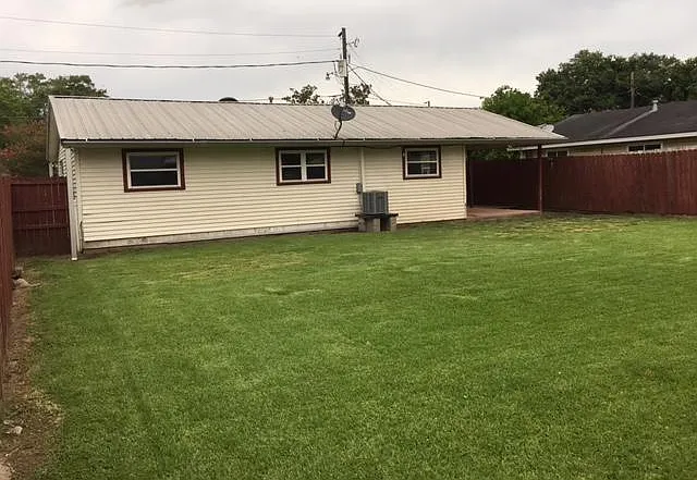 371 Joseph Pl — Photo 8