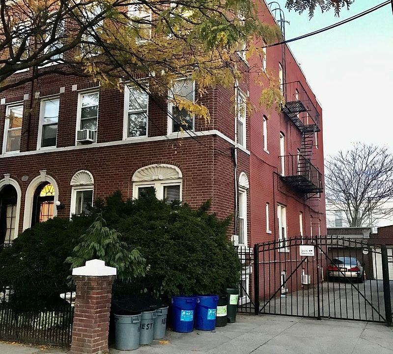 1st image of 1875 W 13th St #6-FAMILY