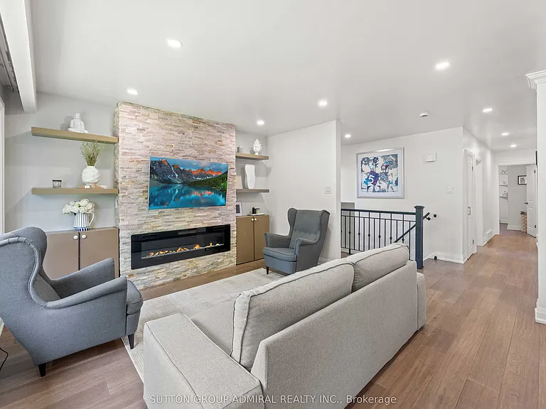 3 Hartland Rd — Photo 6