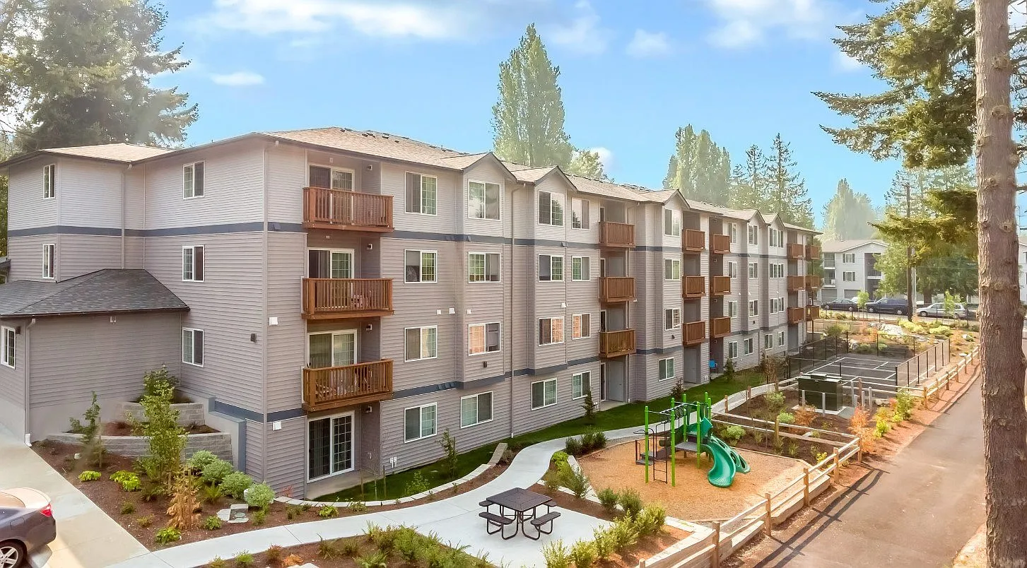 Taylor Creek Apartments — Photo 1