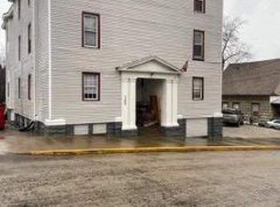 149 S Freedom Ave APT 5, Alliance, OH 44601