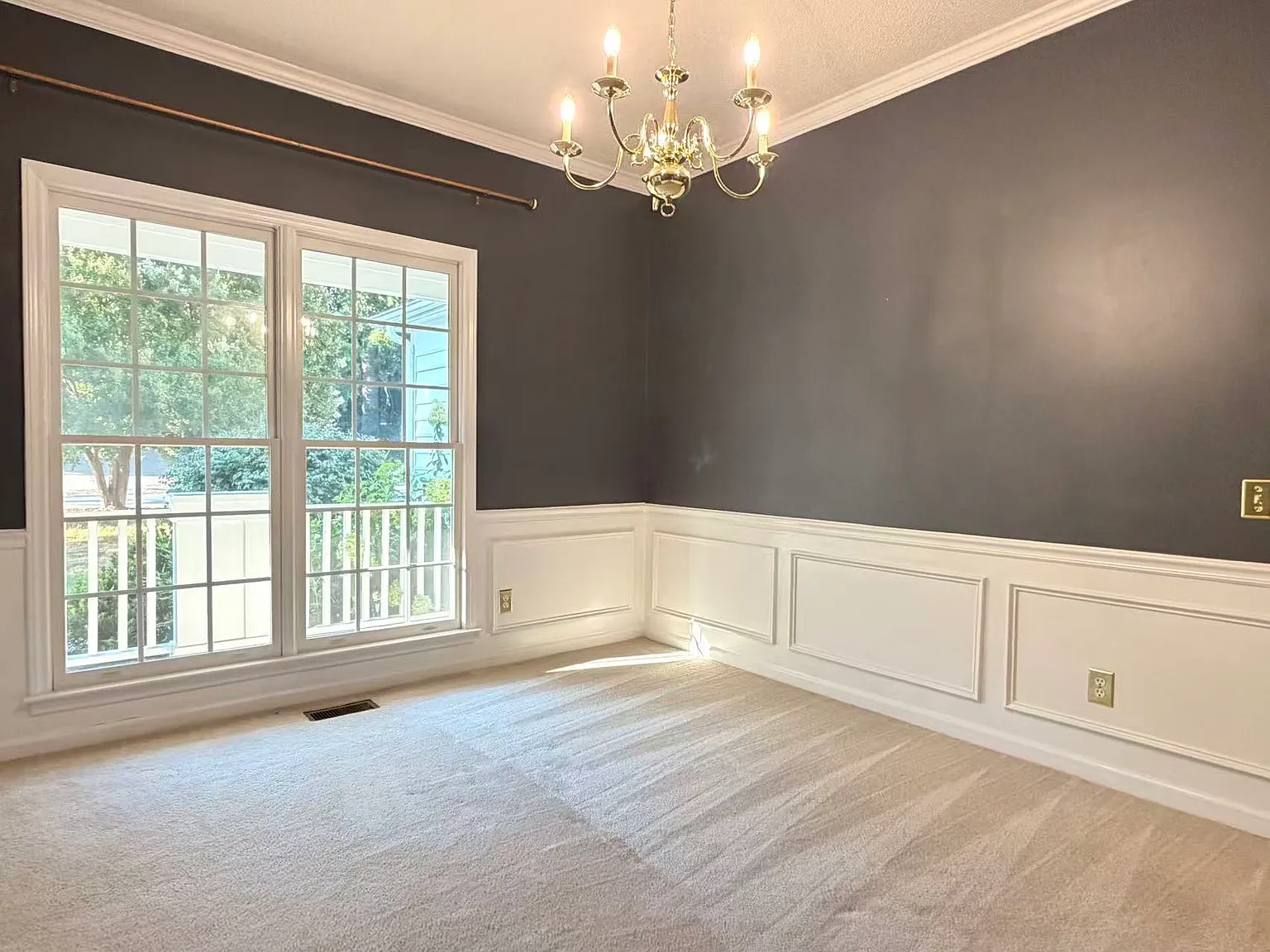 5 bed, 2.5 bath, 2788 sqft, $3,000 — Photo 3