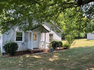 1702 Logan Dr, Columbia, TN 38401