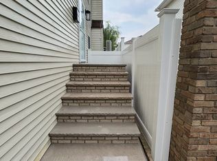 363 Darlington Ave FLOOR 2, Staten Island, NY 10312