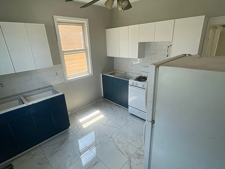 180 Columbia Ave #1F — Photo 3