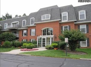 22701 Center Ridge Rd APT 103, Rocky River, OH 44116