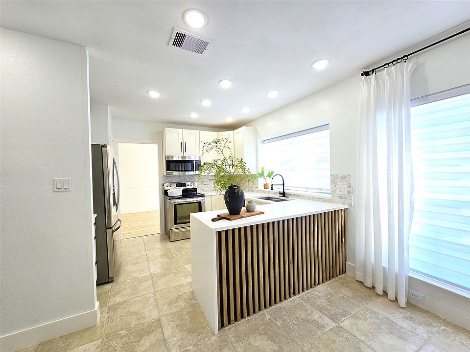 1st image of 6206 Echo Summit Ln