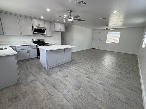 2nd image of 1125 Snyder Ln #B