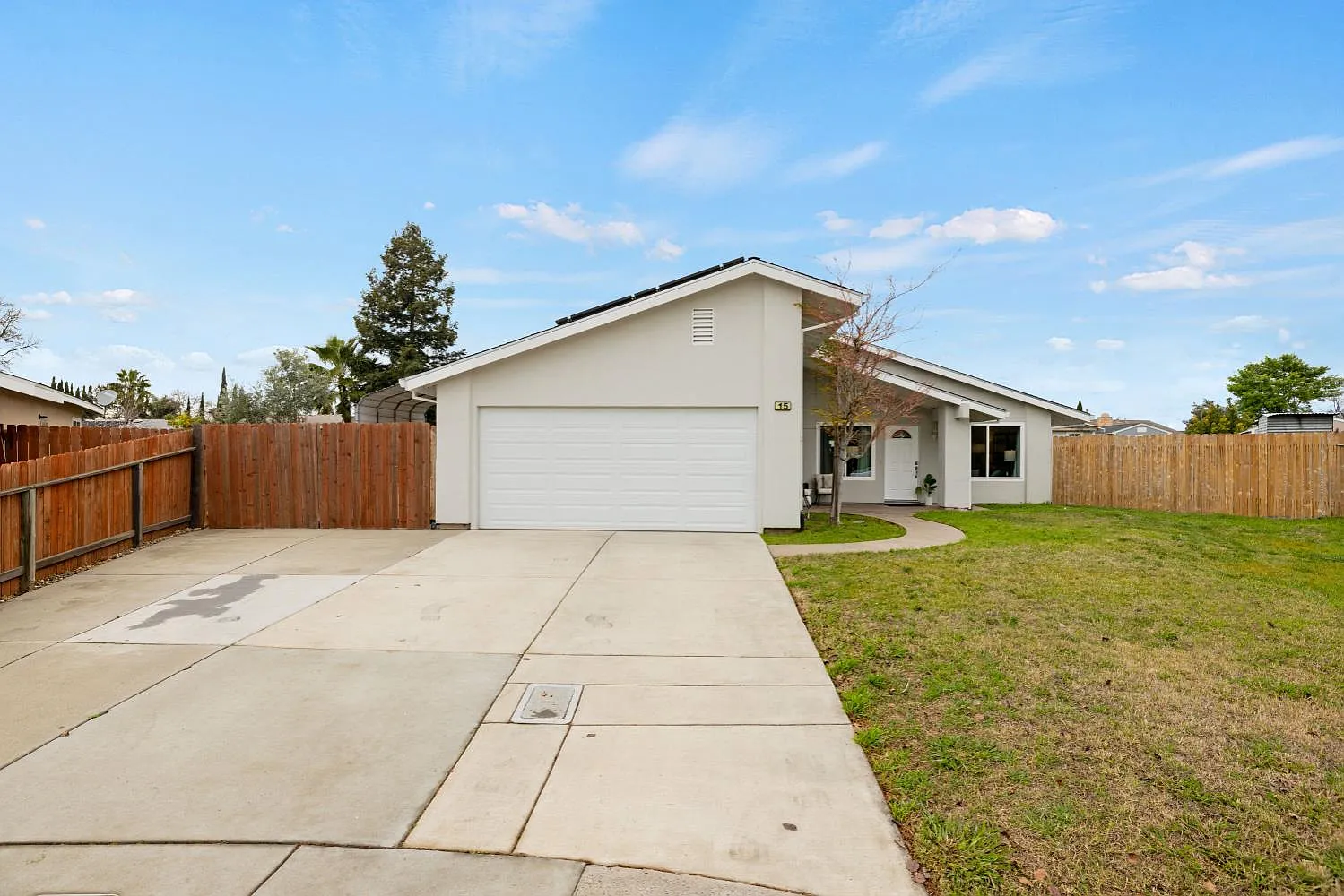 15 Veloz Ct photo 1